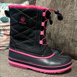 Tamarack Black and Pink Winter Boots Kids 4